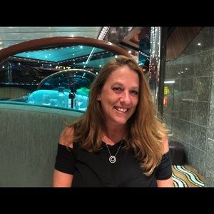 Meet your Posher, Lynn